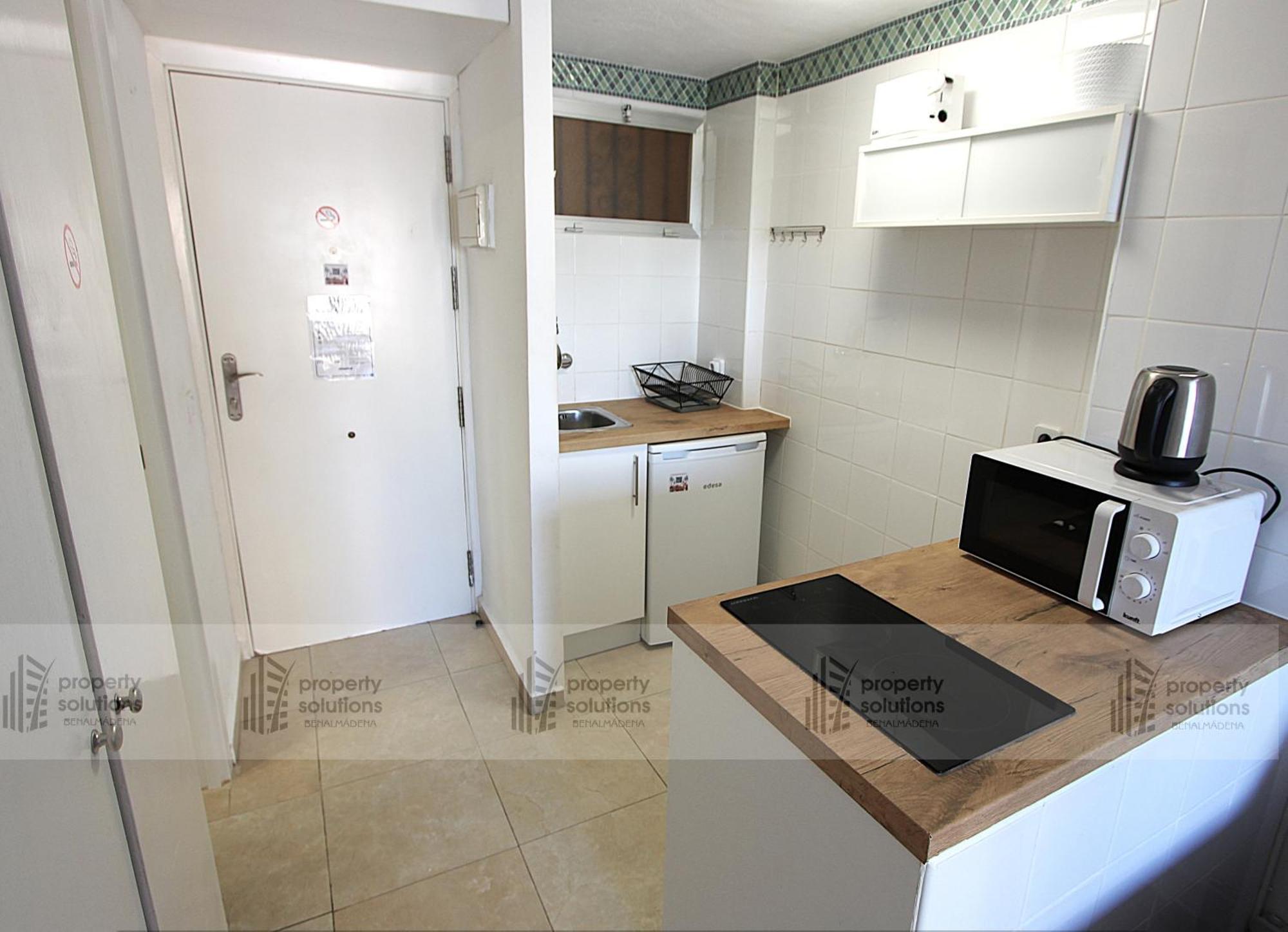 137 Minerva Apartamentos - Vista Al Mar - Piscina Y Playa - Cercano A Tren, Restaurantes Y Tiendas Бенальмадена Экстерьер фото